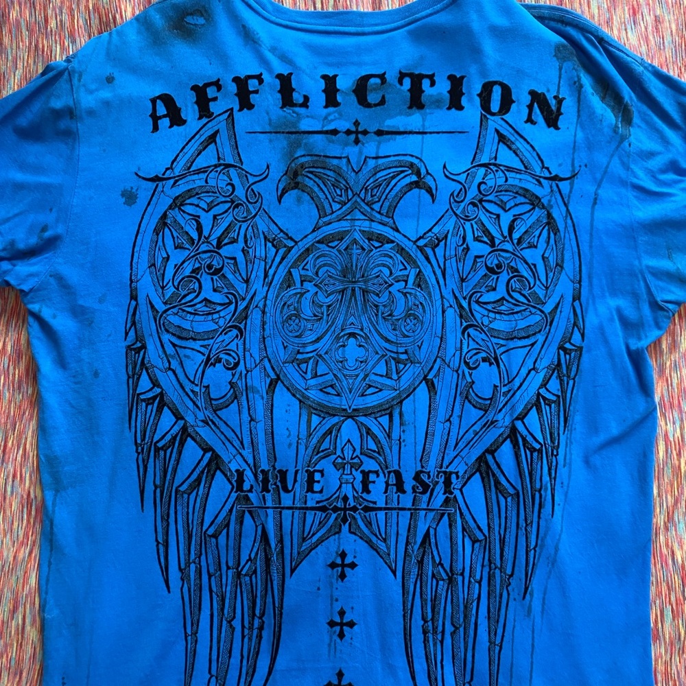 Affliction shirt Classic Live Fast logo and design